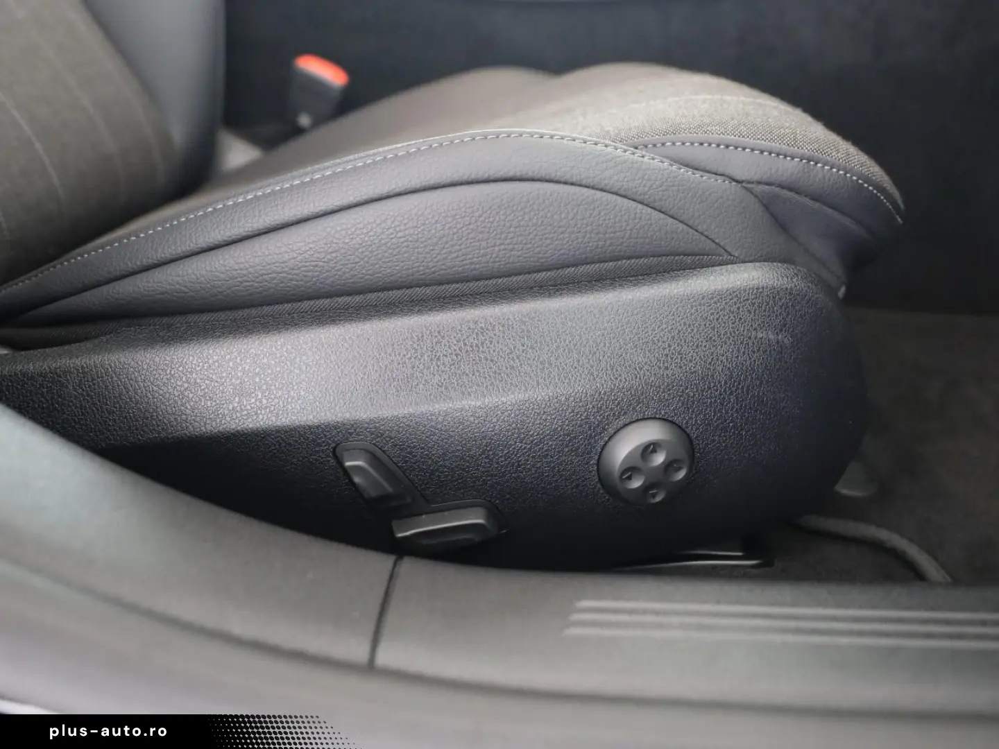 MERCEDES-BENZ E 300 e Avantgarde Distronic Ambiente 19 Zoll