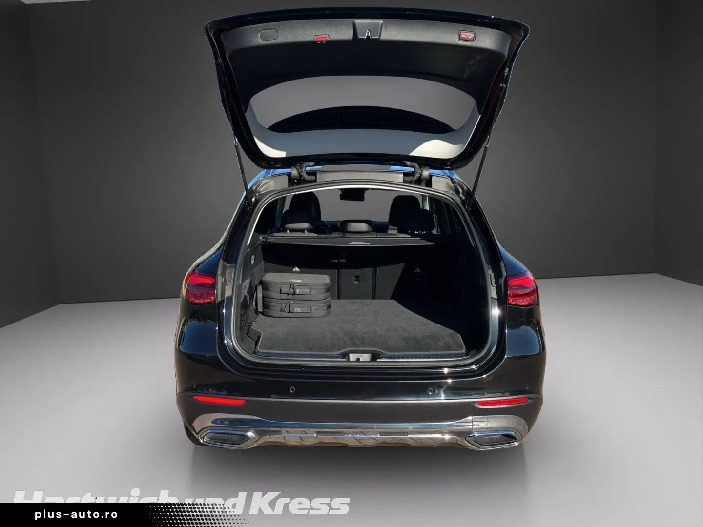 MERCEDES-BENZ GLC 300 e Avantgarde 4Matic Kamera LED&hellip;