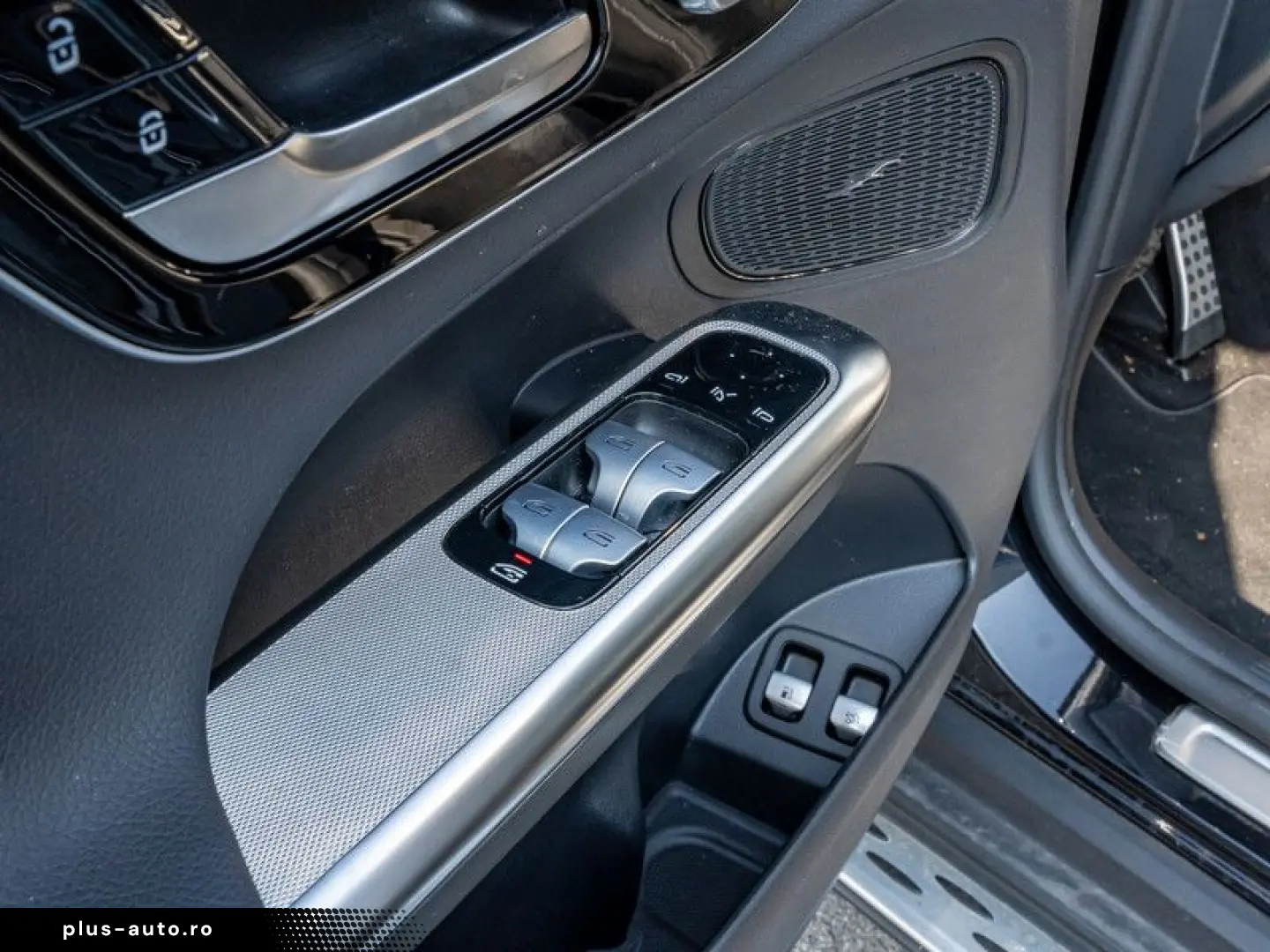 MERCEDES-BENZ GLC 300 e 4M AMG-Sport Pano AHK Night &hellip;