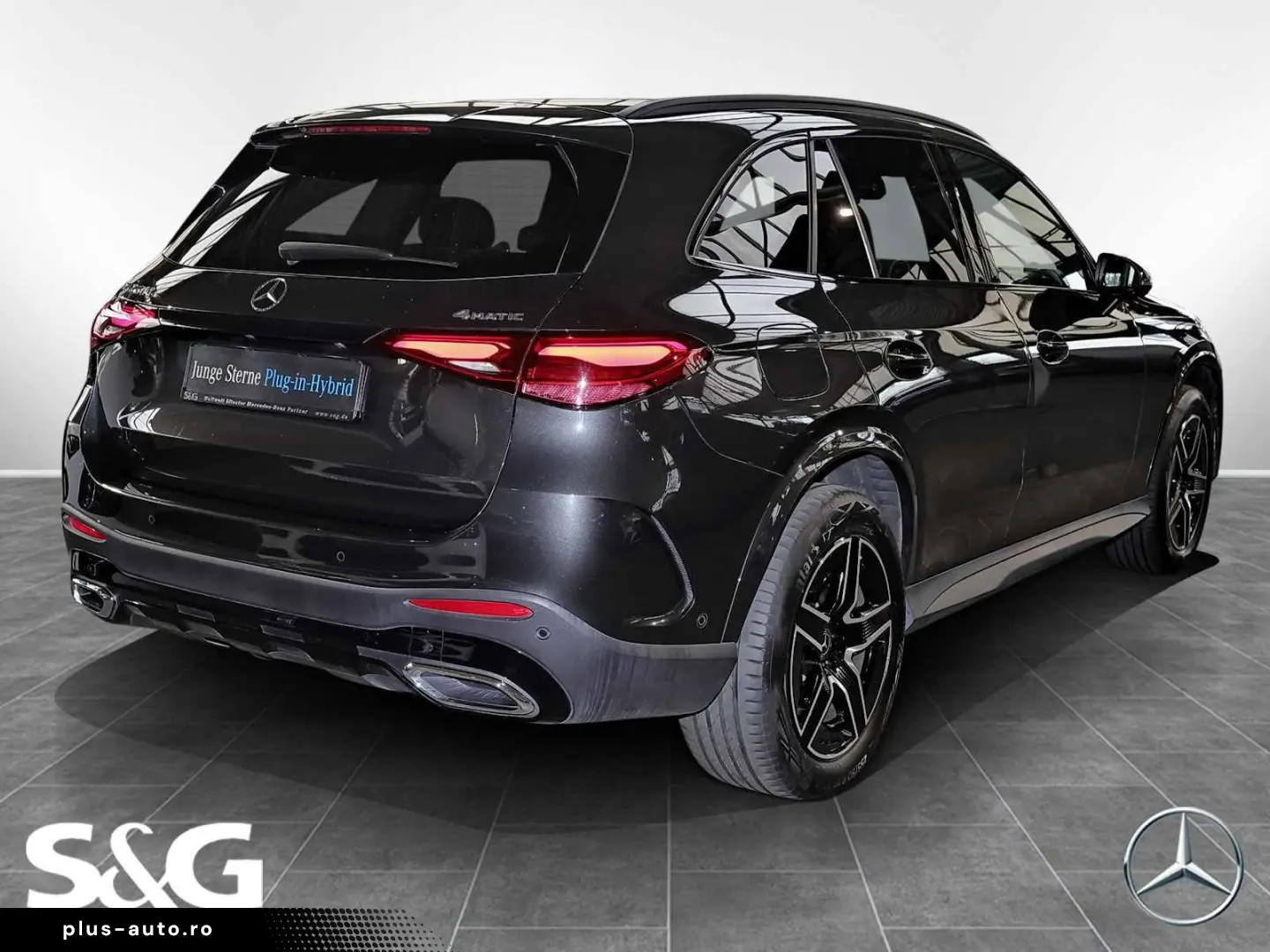 MERCEDES-BENZ GLC 300 e 4M AMG AHK TOTWINKEL DISTRON&hellip;