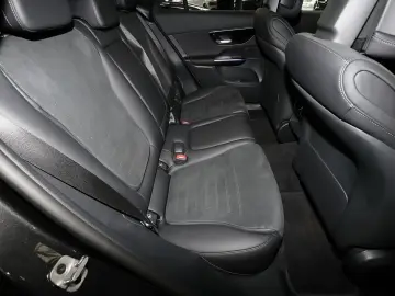 MERCEDES-BENZ GLC 300 e 4M AMG AHK TOTWINKEL DISTRON&hellip;