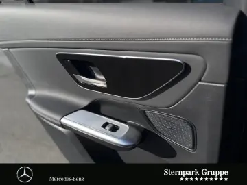 MERCEDES-BENZ GLC 300 e 4M AMG Digital-Light 360 Mem&hellip;