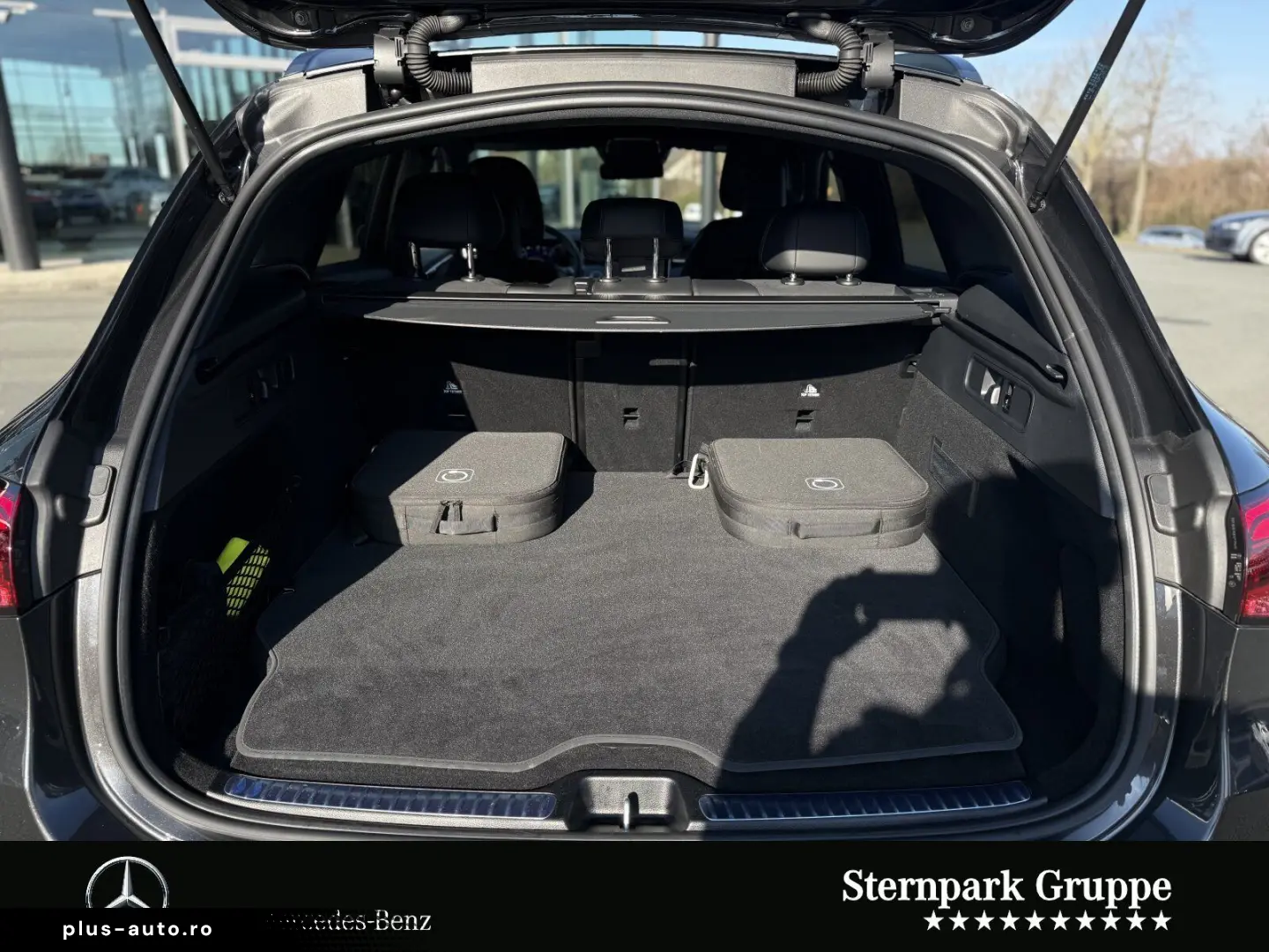 MERCEDES-BENZ GLC 300 e 4M AMG Digital-Light 360 Mem&hellip;