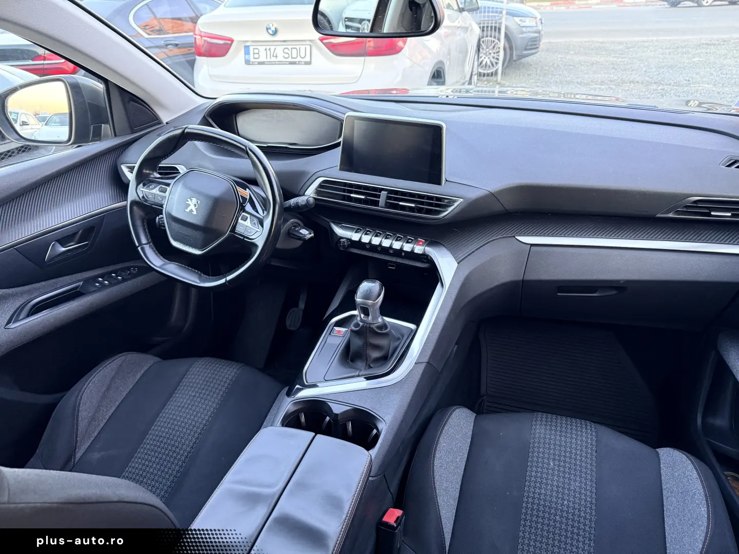 Ocazie 6000e avans 6000e in 3 luni