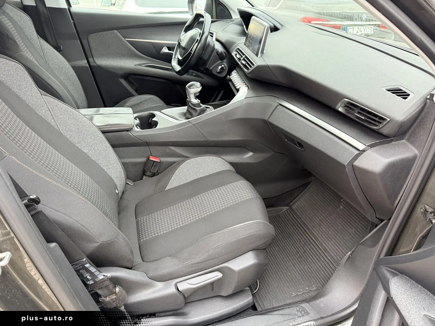 Ocazie 6000e avans 6000e in 3 luni