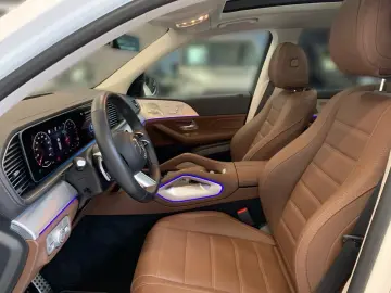 MERCEDES-BENZ GLS 580 4M AMG