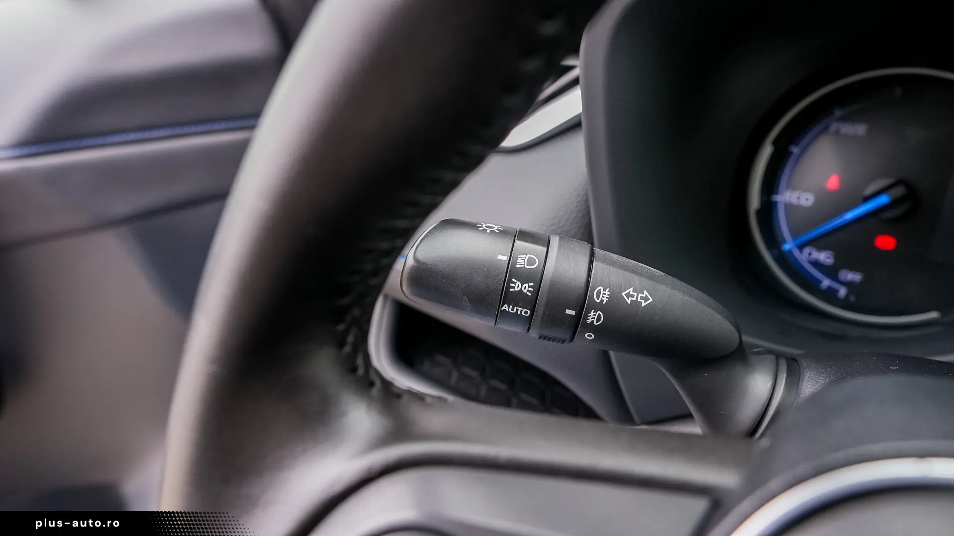 TOYOTA RAV4 2.5 hybrid Style 4×4