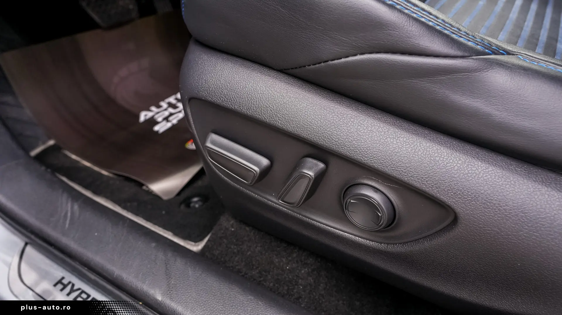 TOYOTA RAV4 2.5 hybrid Style 4×4