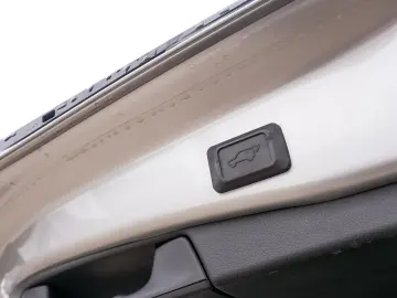 TOYOTA RAV4 2.5 hybrid Style 4×4