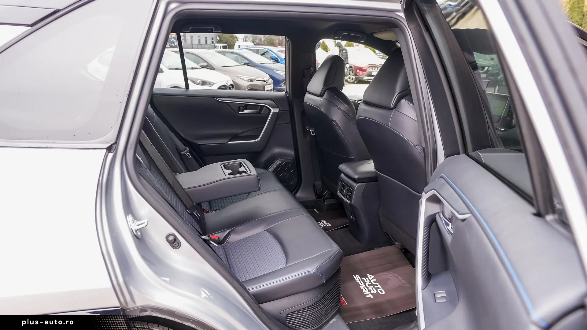 TOYOTA RAV4 2.5 hybrid Style 4×4