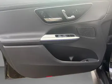 MERCEDES-BENZ GLC 300 d 4M AMG