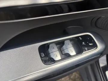 MERCEDES-BENZ GLC 300 d 4M AMG