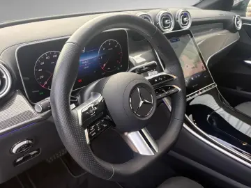MERCEDES-BENZ GLC 300 d 4M AMG