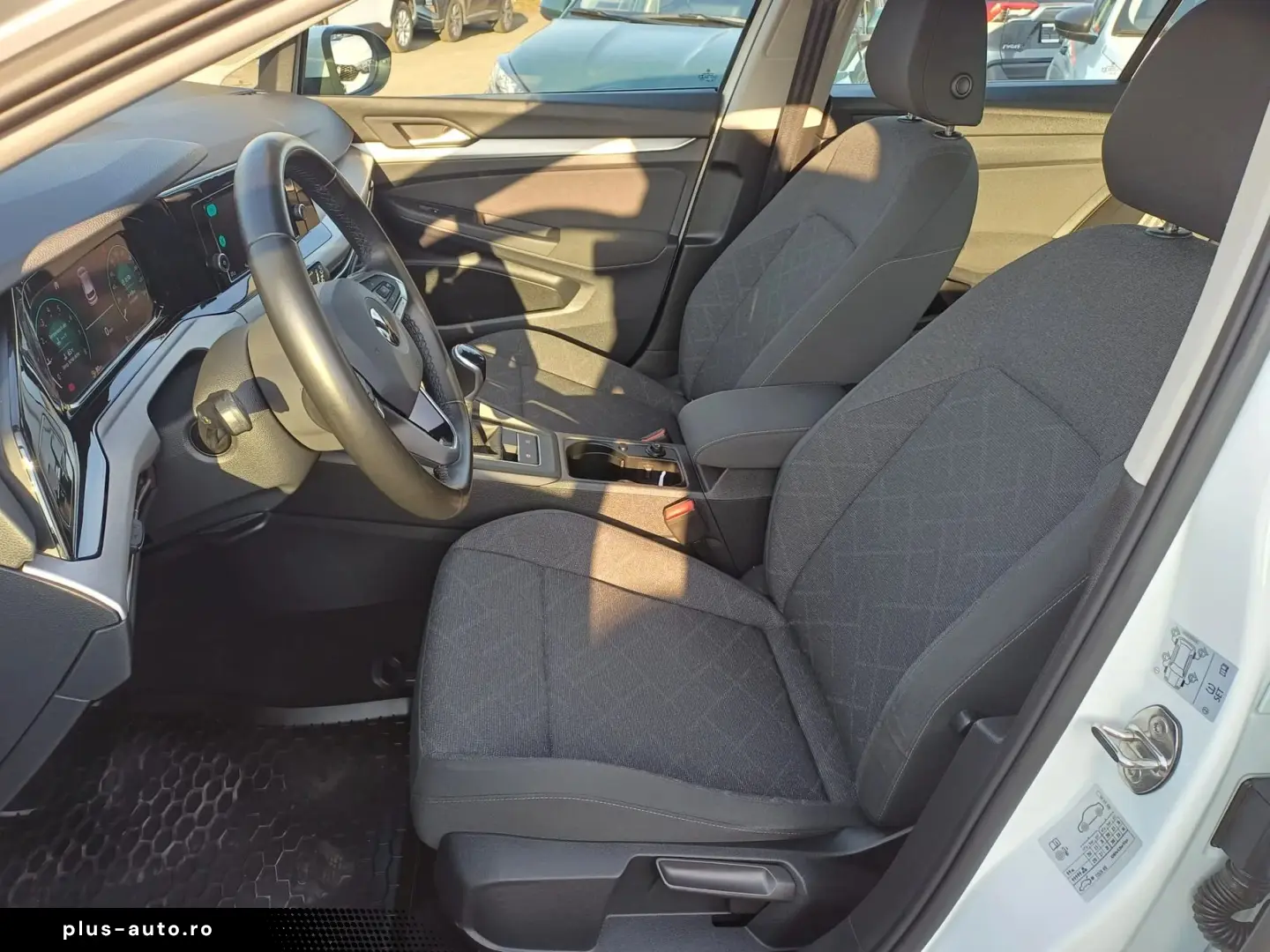 Volkswagen Golf 1.5 TSI 130 CP ACT Life