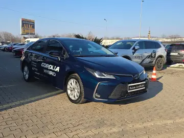 Toyota Corolla Hybrid - Business
