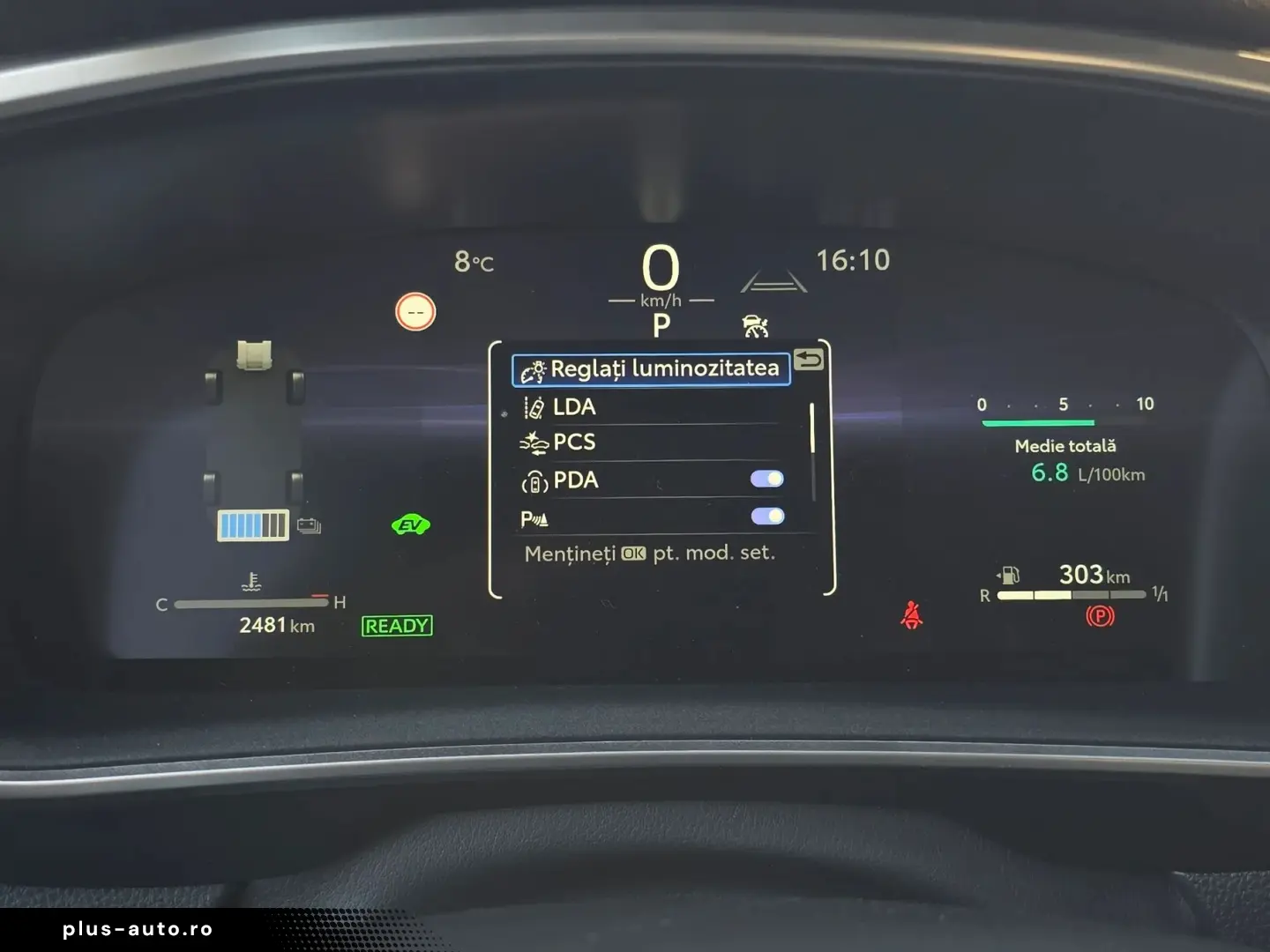 Toyota Corolla Hybrid - Business