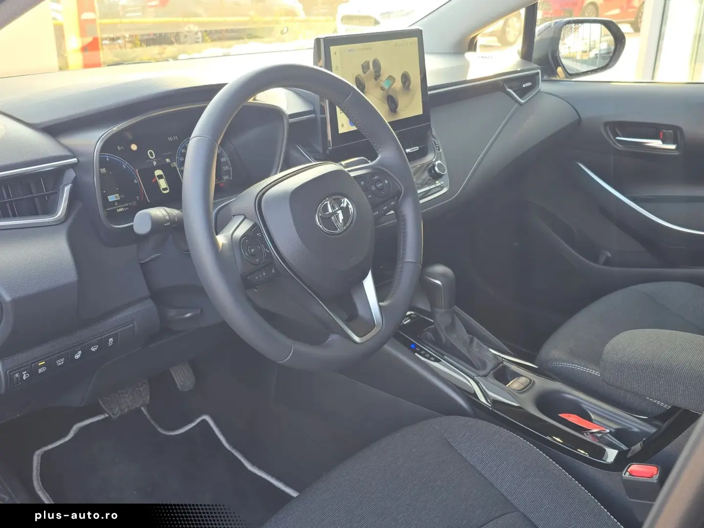 Toyota Corolla Hybrid - Business