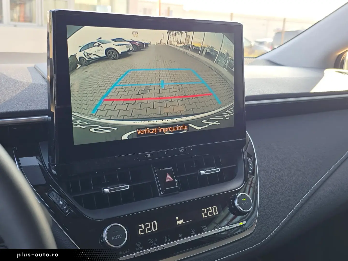 Toyota Corolla Hybrid - Business