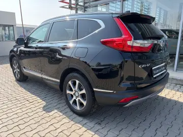 Honda CR-V 2.0 4WD Executive Hybrid   Car No 10