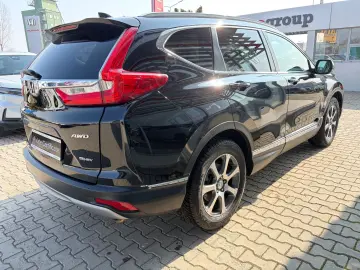 Honda CR-V 2.0 4WD Executive Hybrid   Car No 10