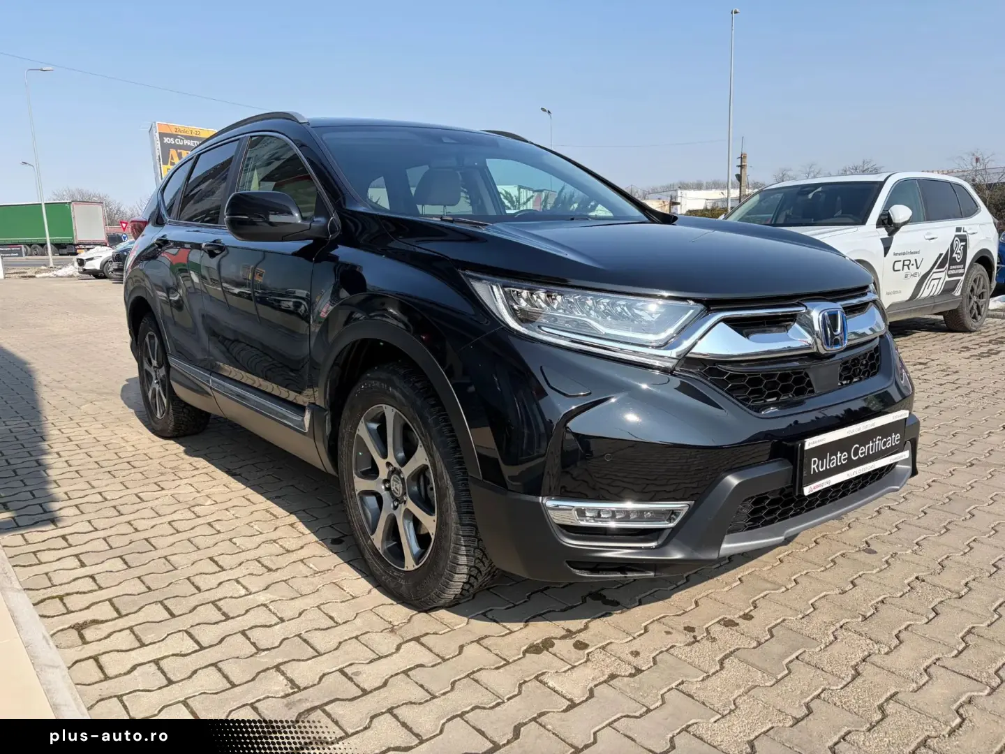 Honda CR-V 2.0 4WD Executive Hybrid   Car No 10