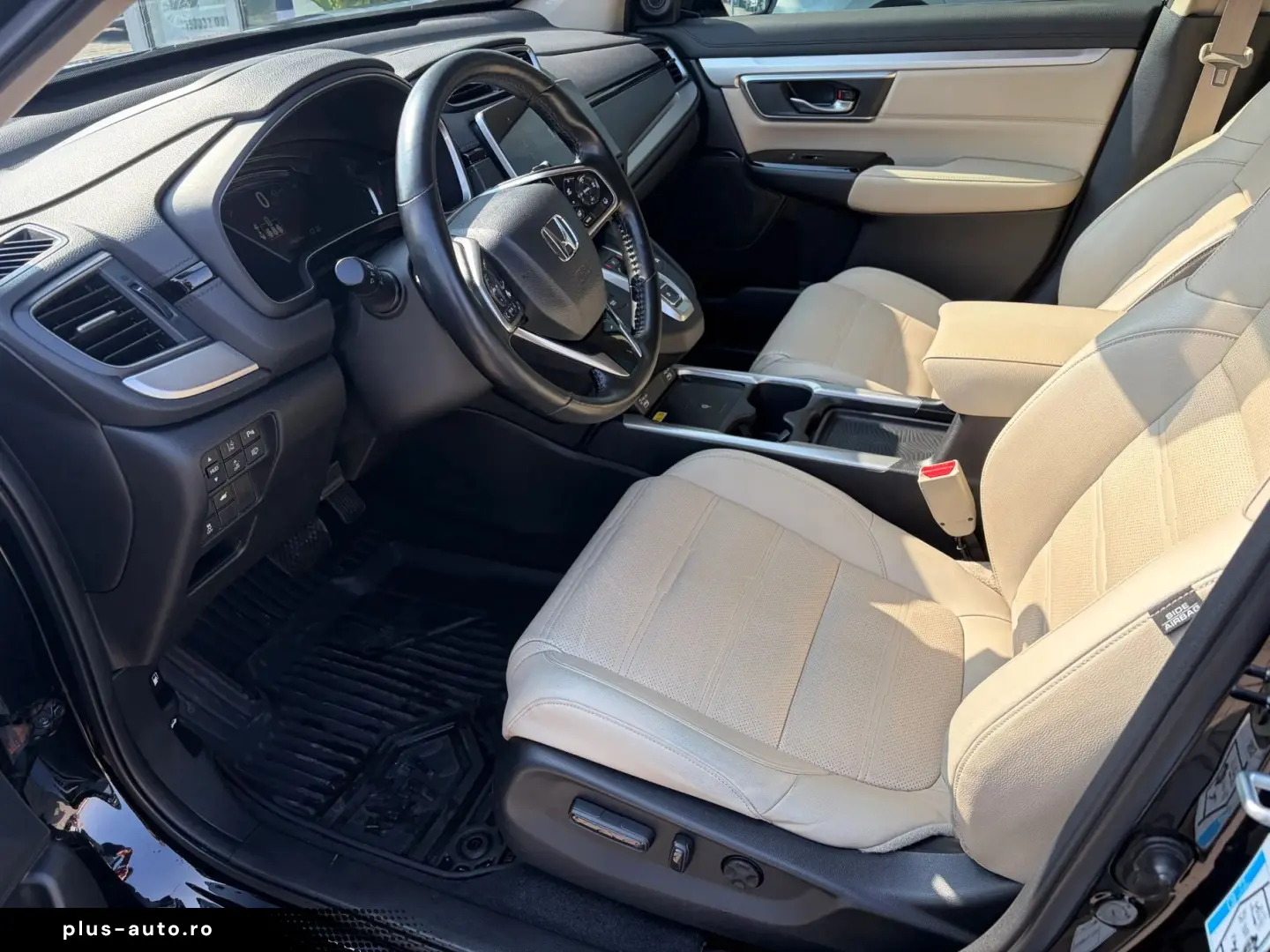 Honda CR-V 2.0 4WD Executive Hybrid   Car No 10