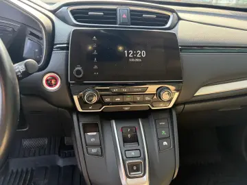 Honda CR-V 2.0 4WD Executive Hybrid   Car No 10