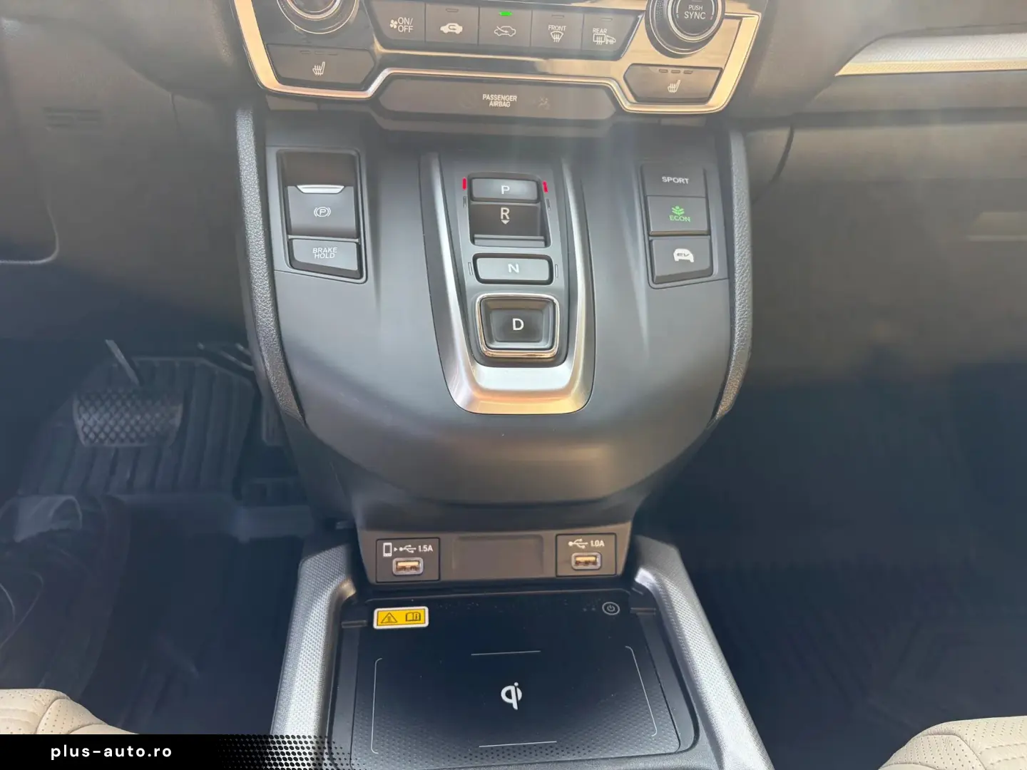 Honda CR-V 2.0 4WD Executive Hybrid   Car No 10