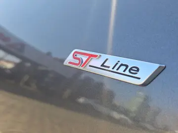 FORD KUGA 2.5 Hybrid ST-Line 4x4