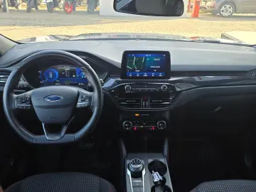 FORD KUGA 2.5 Hybrid ST-Line 4x4