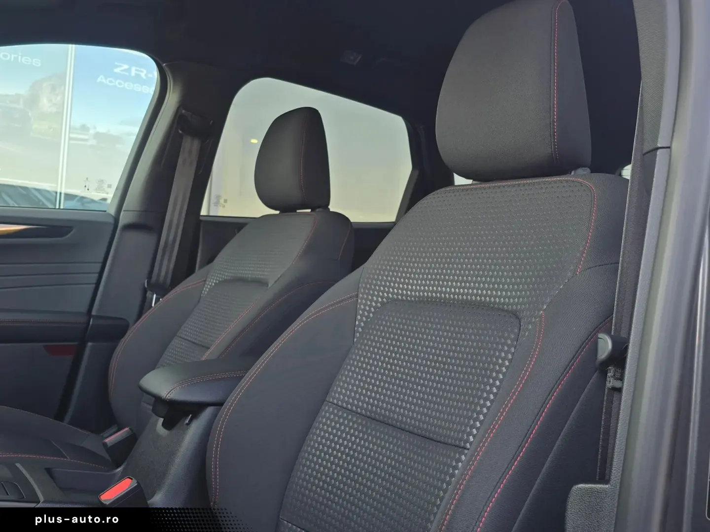 FORD KUGA 2.5 Hybrid ST-Line 4x4