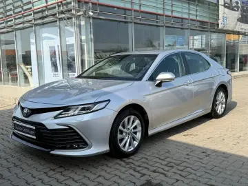 Toyota Camry Business 2.5 HYBRID