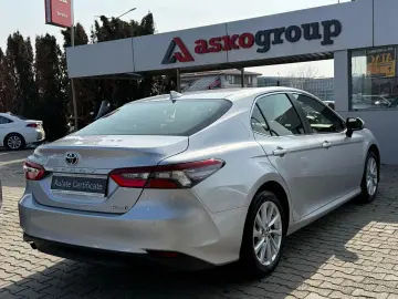 Toyota Camry Business 2.5 HYBRID
