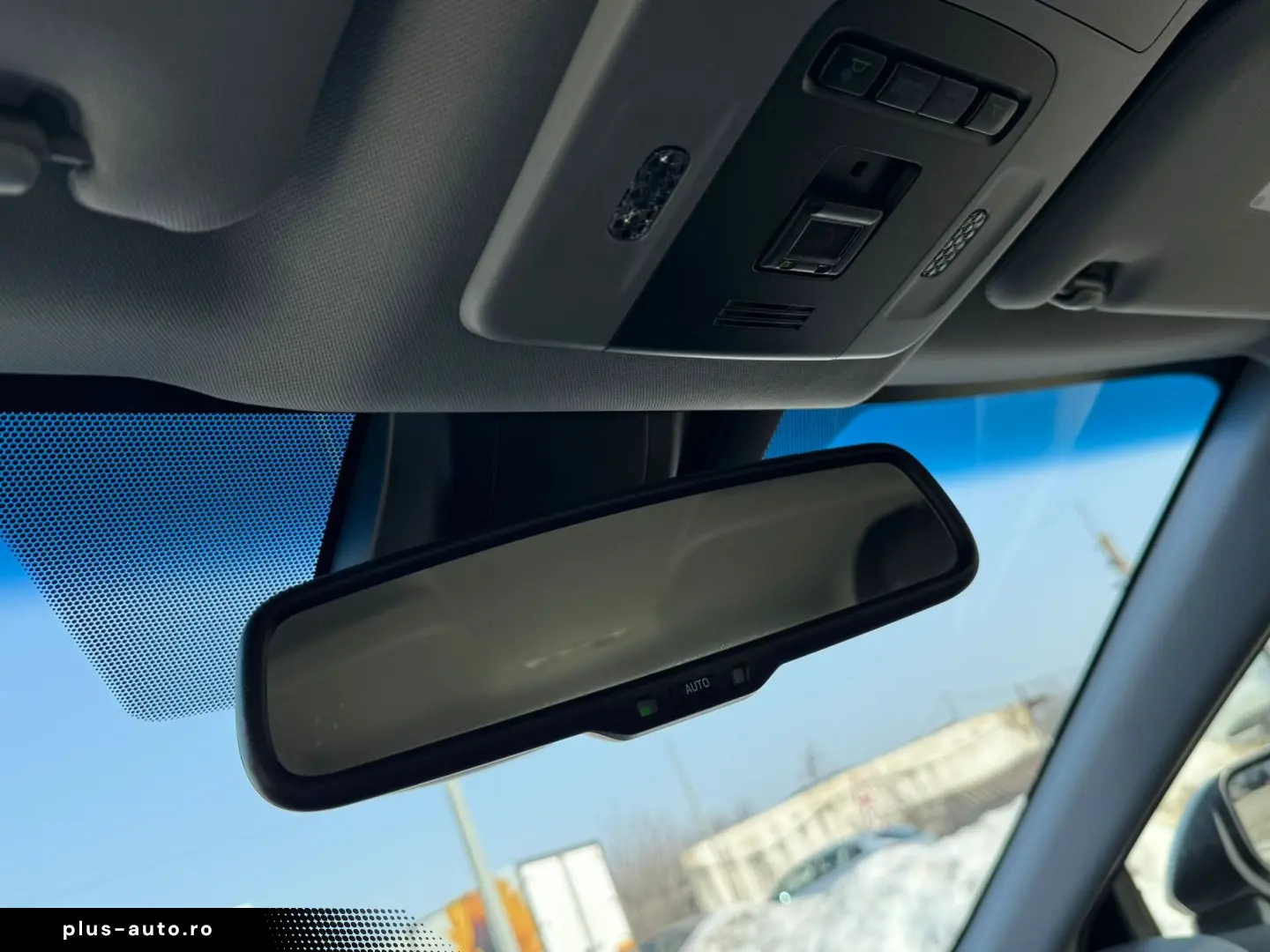 Toyota Camry Business 2.5 HYBRID