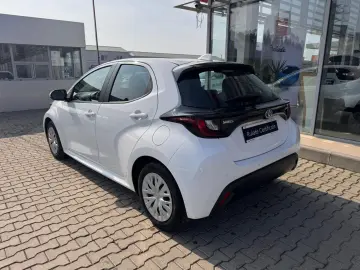 Toyota Yaris 1.5 Hybrid 116 CP e-CVT