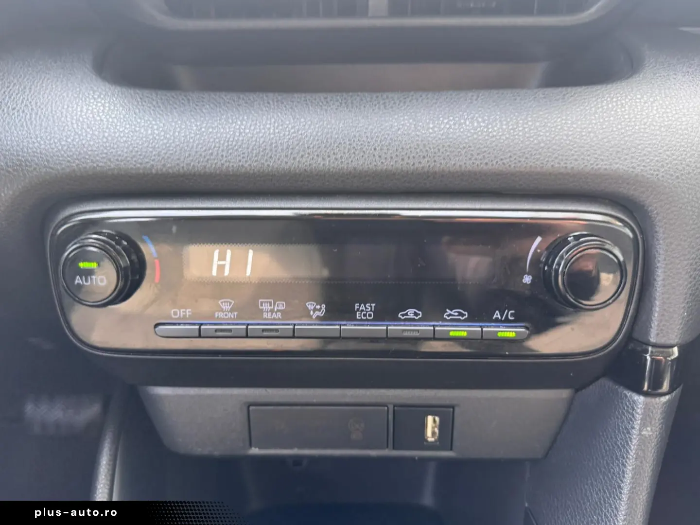 Toyota Yaris 1.5 Hybrid 116 CP e-CVT