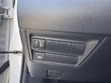 Toyota Yaris 1.5 Hybrid 116 CP e-CVT