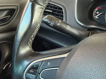 Renault Megane Gen-Iv-2016