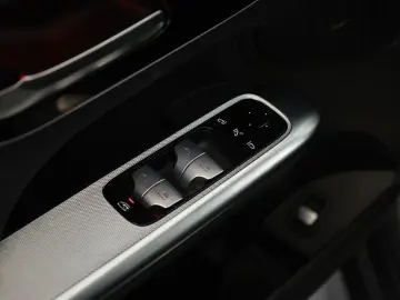 MERCEDES-BENZ GLC 300 d 4M AMG Advanced Night DIGITA&hellip;