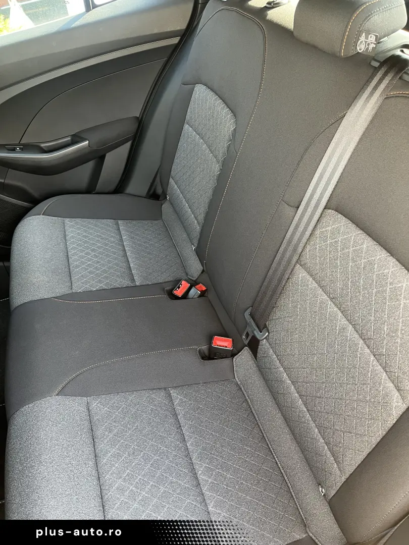 MG3 HEV 5 usi Explore 1.5L PFI HEV 194 CP AT