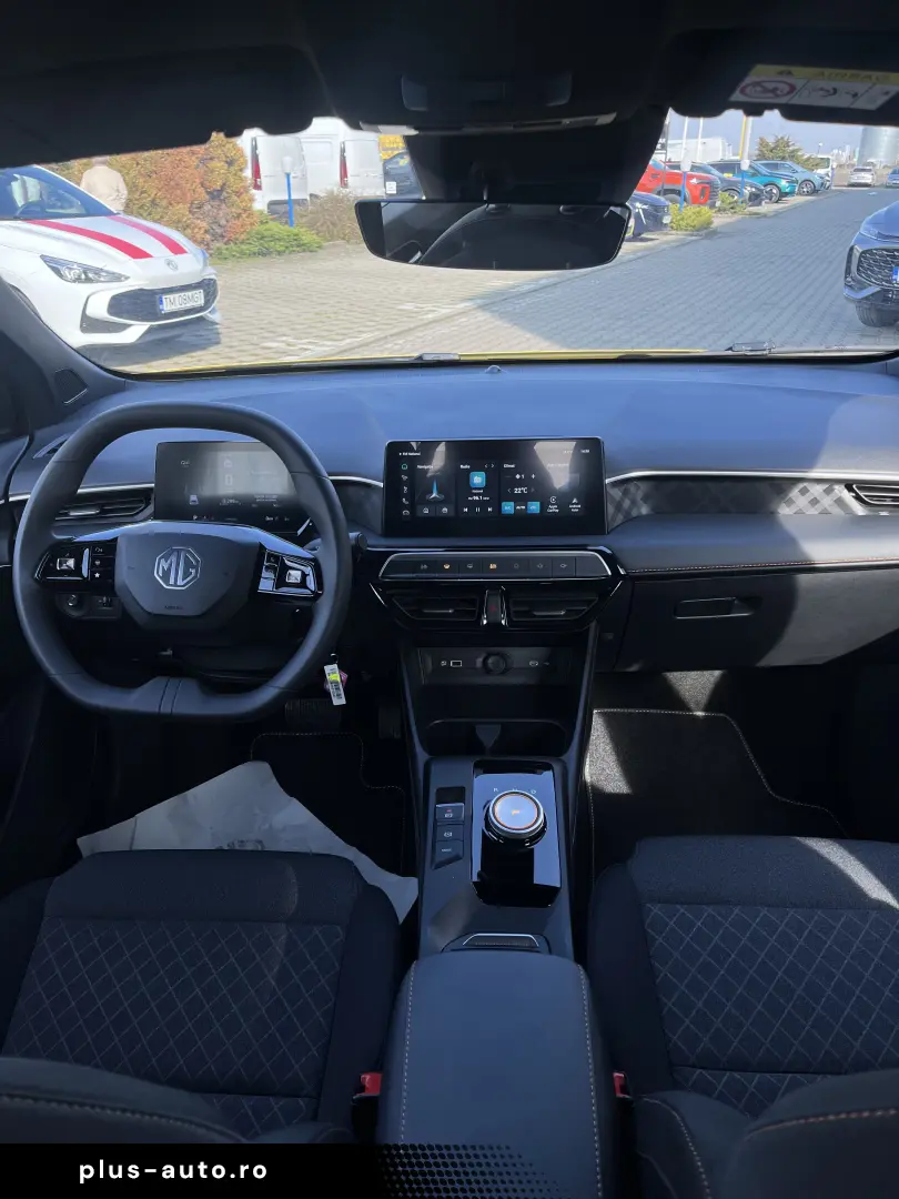 MG3 HEV 5 usi Explore 1.5L PFI HEV 194 CP AT