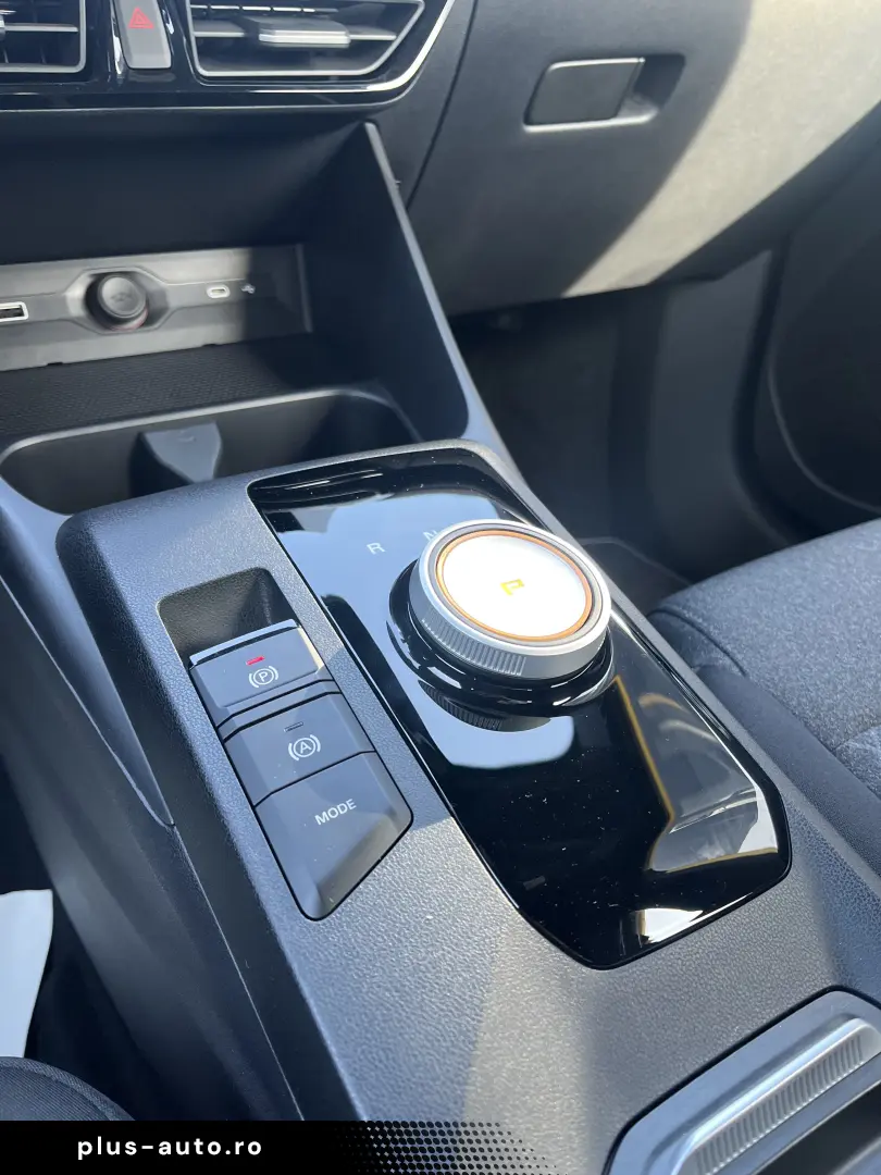 MG3 HEV 5 usi Explore 1.5L PFI HEV 194 CP AT