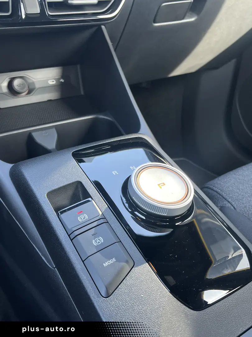 MG3 HEV 5 usi Explore 1.5L PFI HEV 194 CP AT