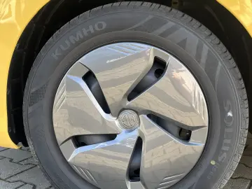 MG3 HEV 5 usi Explore 1.5L PFI HEV 194 CP AT