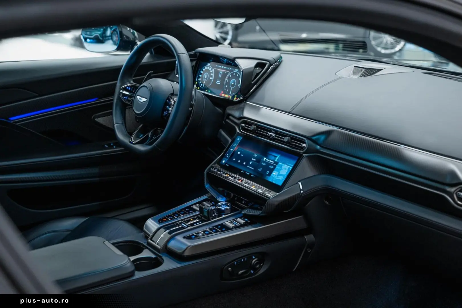 ASTON MARTIN Vanquish Coupe   25MY