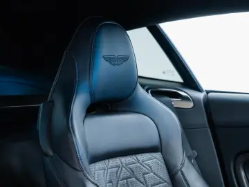 ASTON MARTIN Vanquish Coupe   25MY