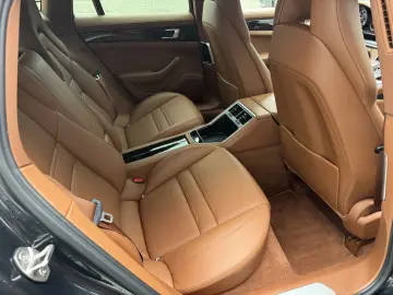 PORSCHE Panamera 4 E-Hybrid Porsche Approved! 1.Hand