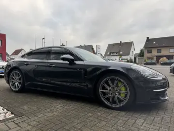 PORSCHE Panamera 4 E-Hybrid Porsche Approved! 1.Hand