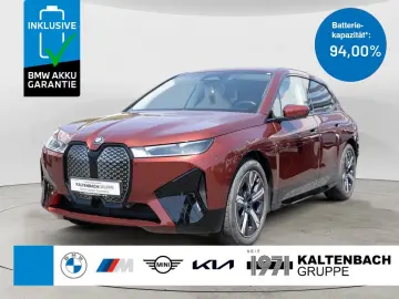 BMW iX xDrive 40 HUD LED NAVI KAMERA LEDER SHZ PDC