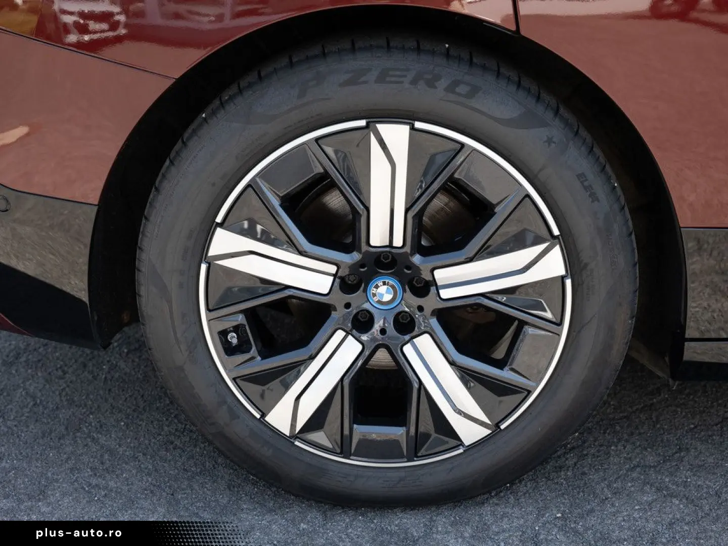 BMW iX xDrive 40 HUD LED NAVI KAMERA LEDER SHZ PDC